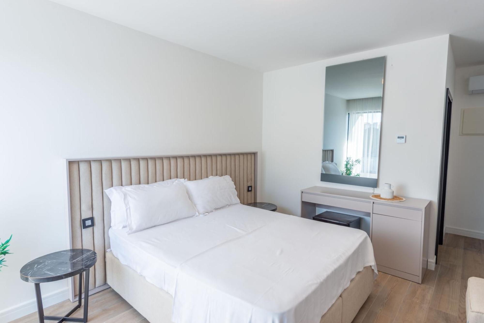 Botanica Boutique Hotel ウルツィニ エクステリア 写真