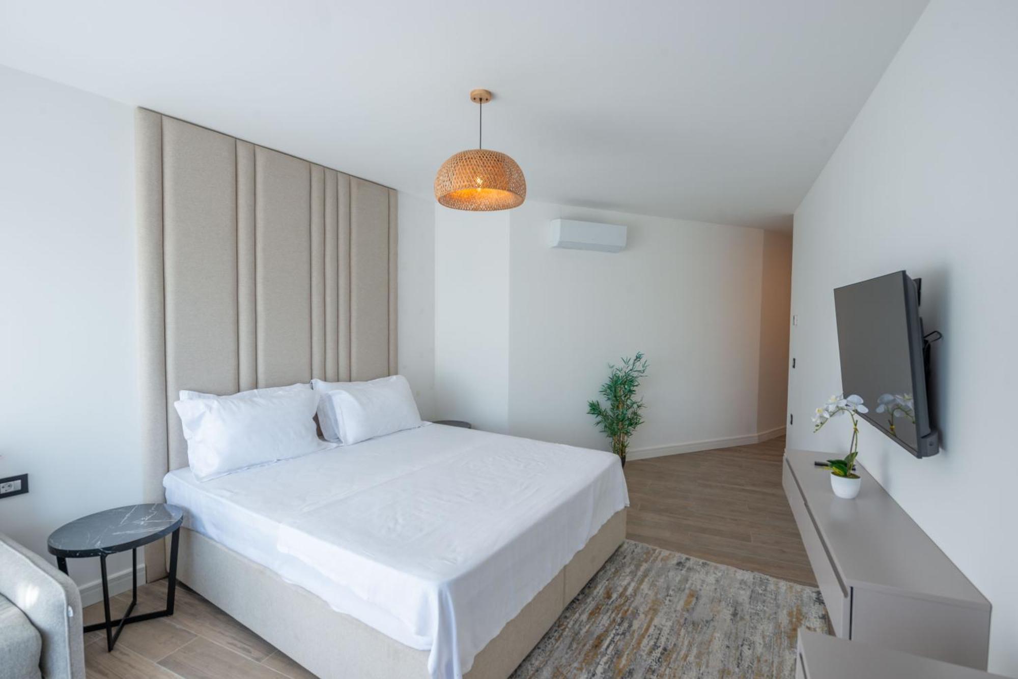 Botanica Boutique Hotel ウルツィニ エクステリア 写真