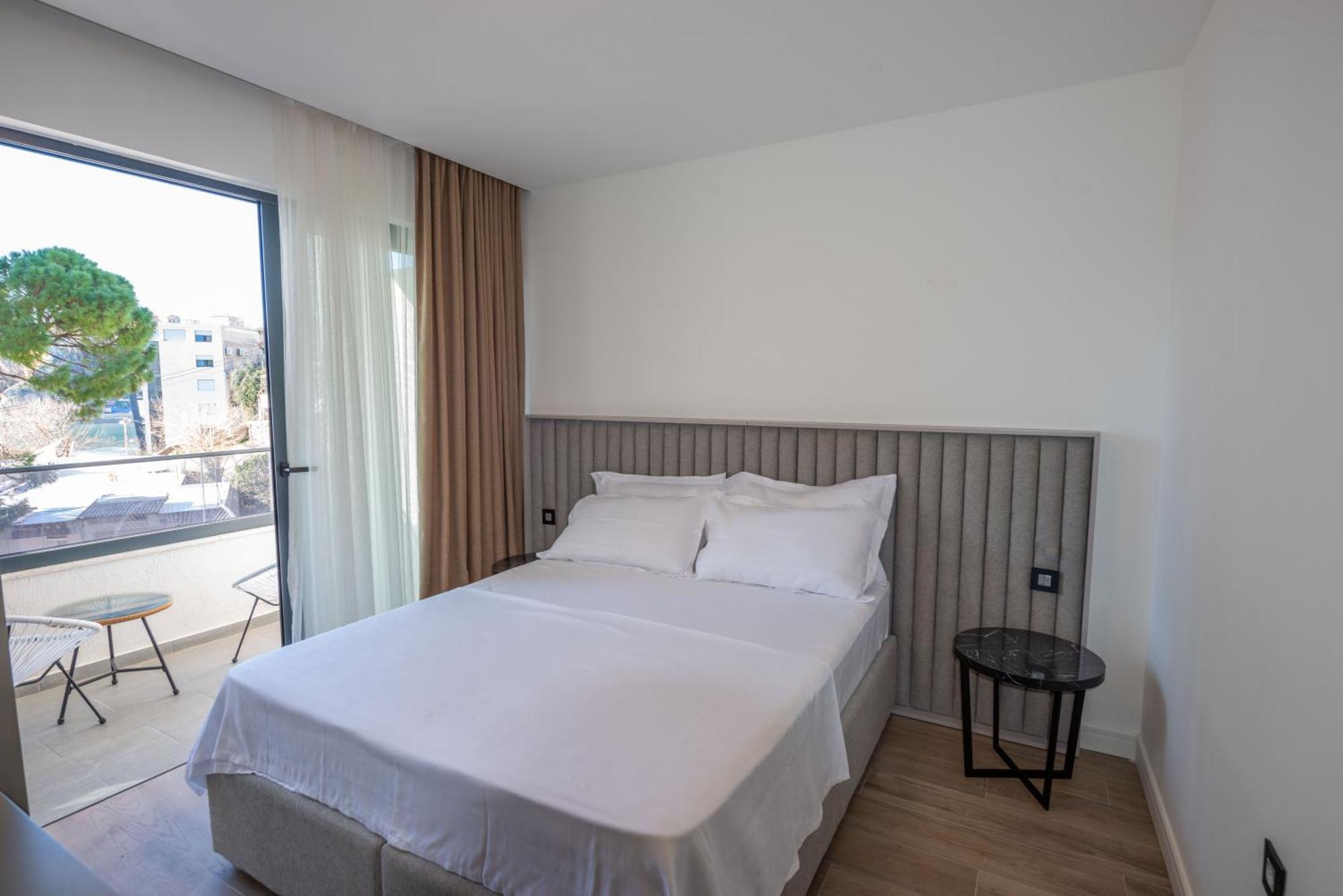 Botanica Boutique Hotel ウルツィニ エクステリア 写真