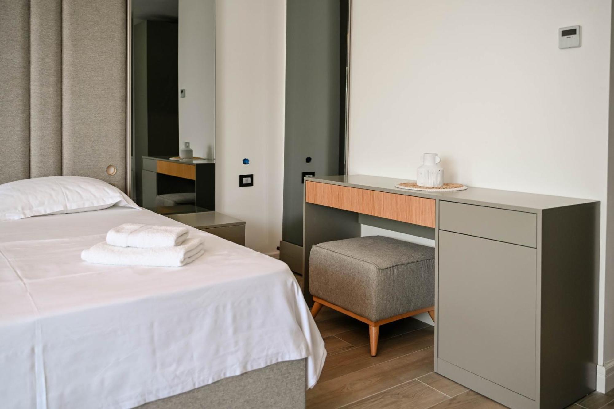 Botanica Boutique Hotel ウルツィニ エクステリア 写真