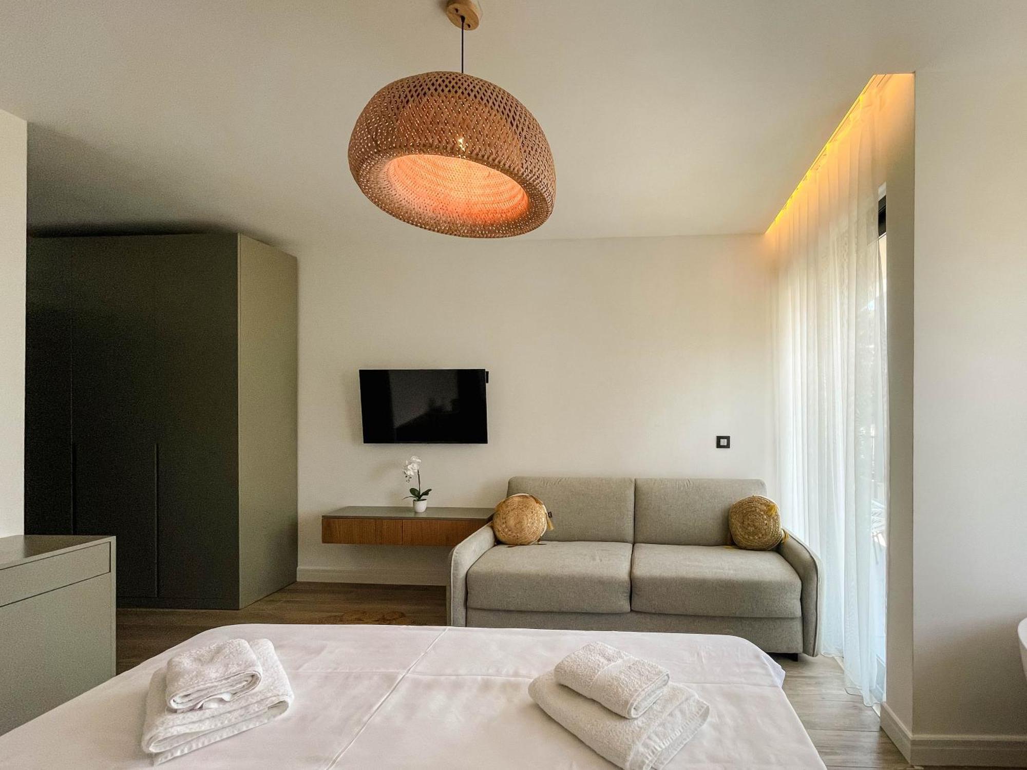 Botanica Boutique Hotel ウルツィニ エクステリア 写真
